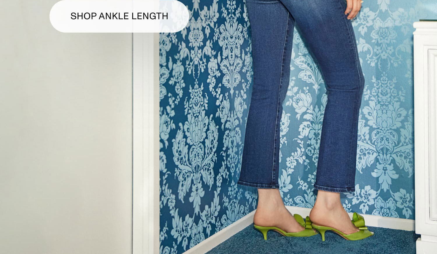 IN SHORT - The Hustler Ankle in Taking Chances