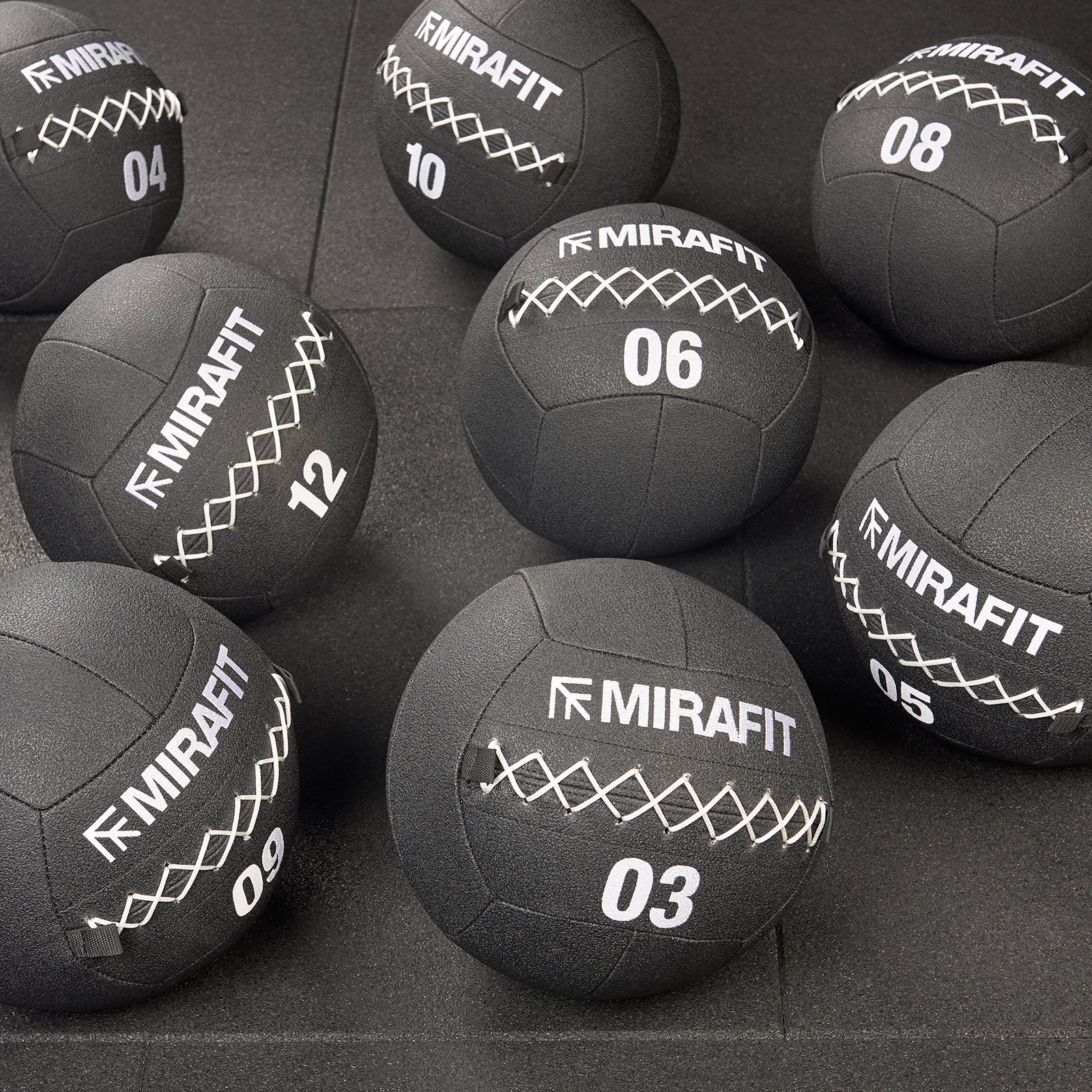 Stitched medicine wall ball