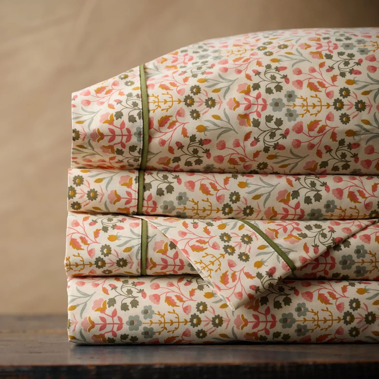 Image of Lula Floral Print Sheet Set
