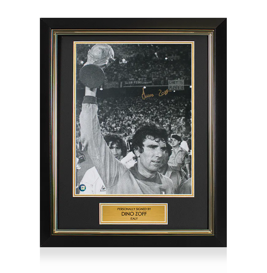 Framed Dino Zoff Signed Italy Photo - 1982 FIFA World Cup Winner: Trophy Winners Range