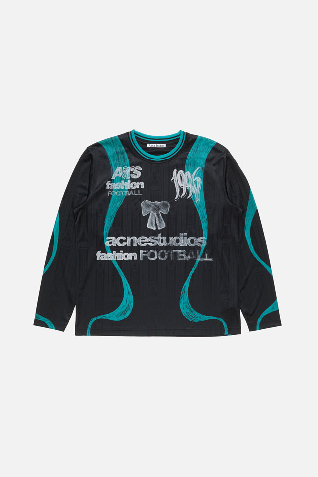 The Soccer Capsule