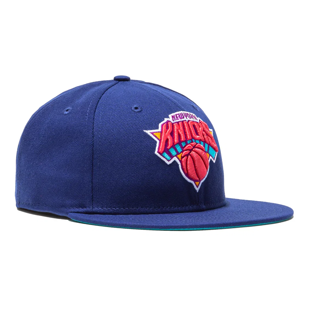 Image of Pre-Order New Era 59Fifty Interstellar Jelly New York Knicks Hat - Royal