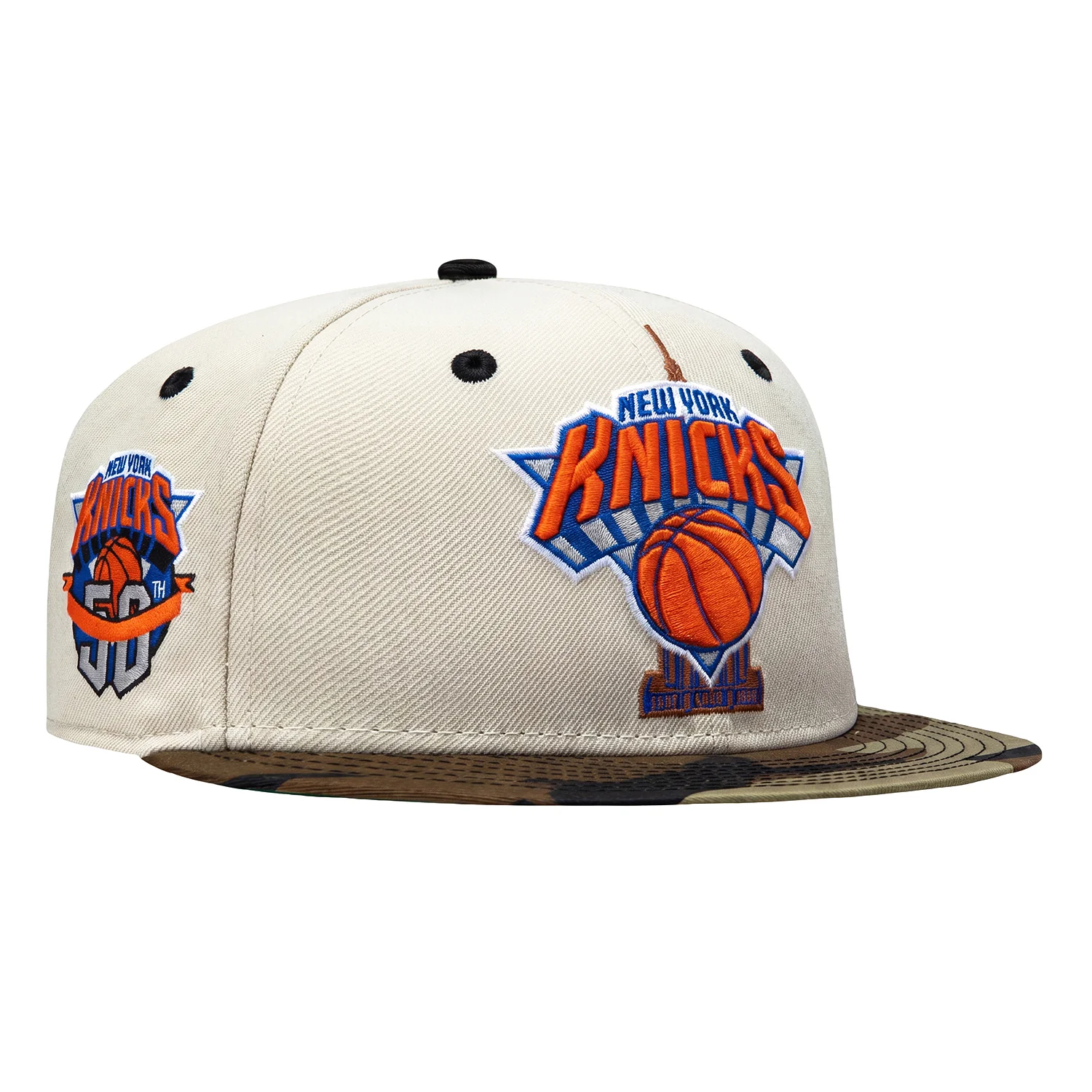 Image of Pre-Order New Era 59Fifty New York Knicks 50th Empire Patch Hat - White, Camo