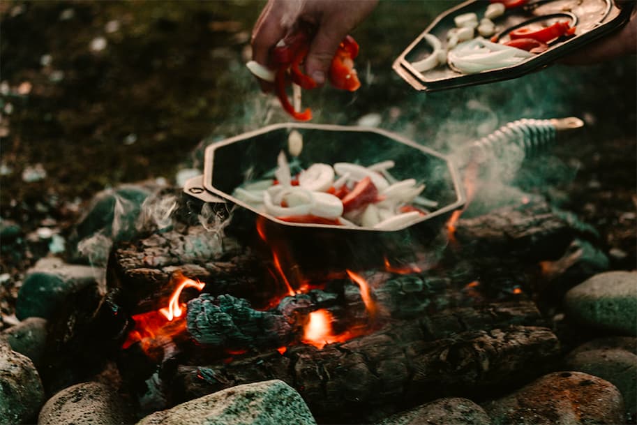 Cooking on the fire with FINEX