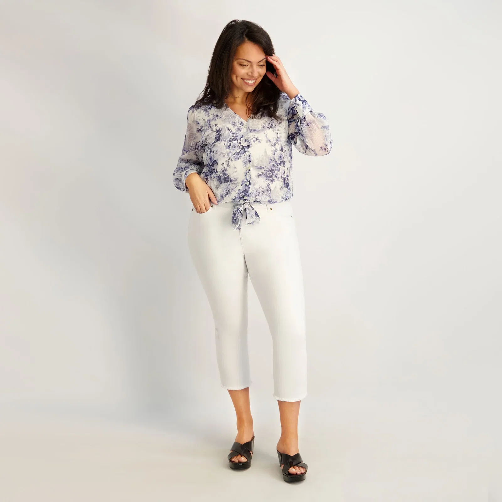 Image of Westport Signature Fray Hem Capri in White - Plus