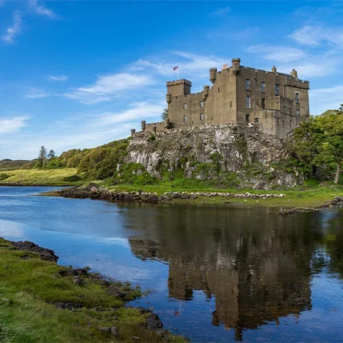 Dunvegan-Castle-Scotland-AdobeStock_186509456