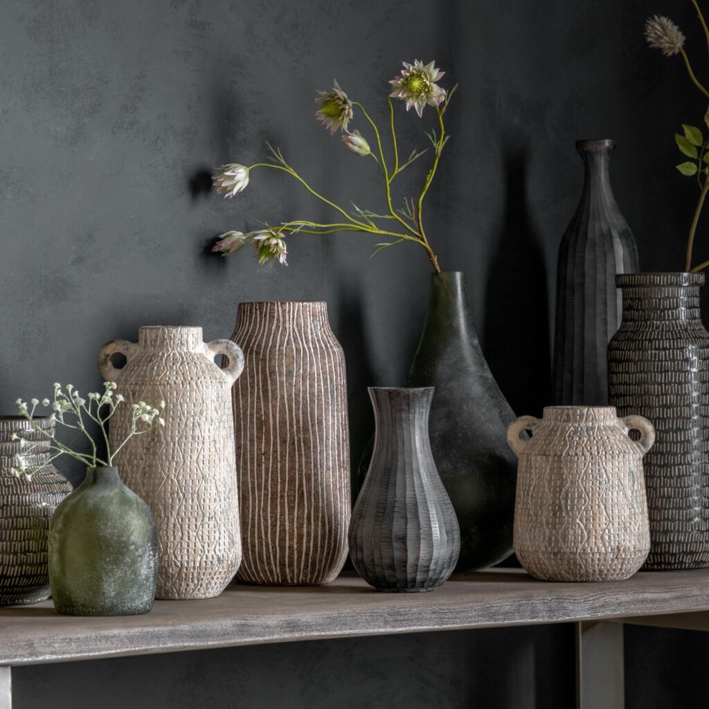 Choosing a vase
