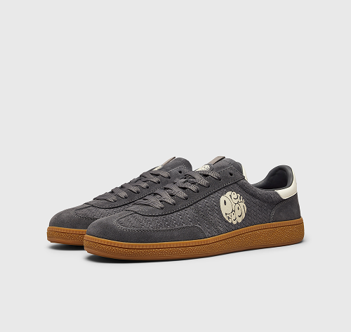 Grey ramblas trainer