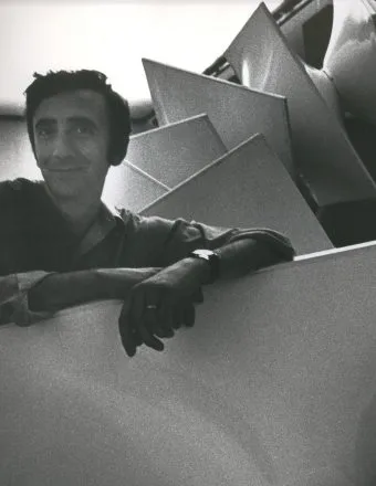 How Agostino Bonalumi Turned Painting Into Space