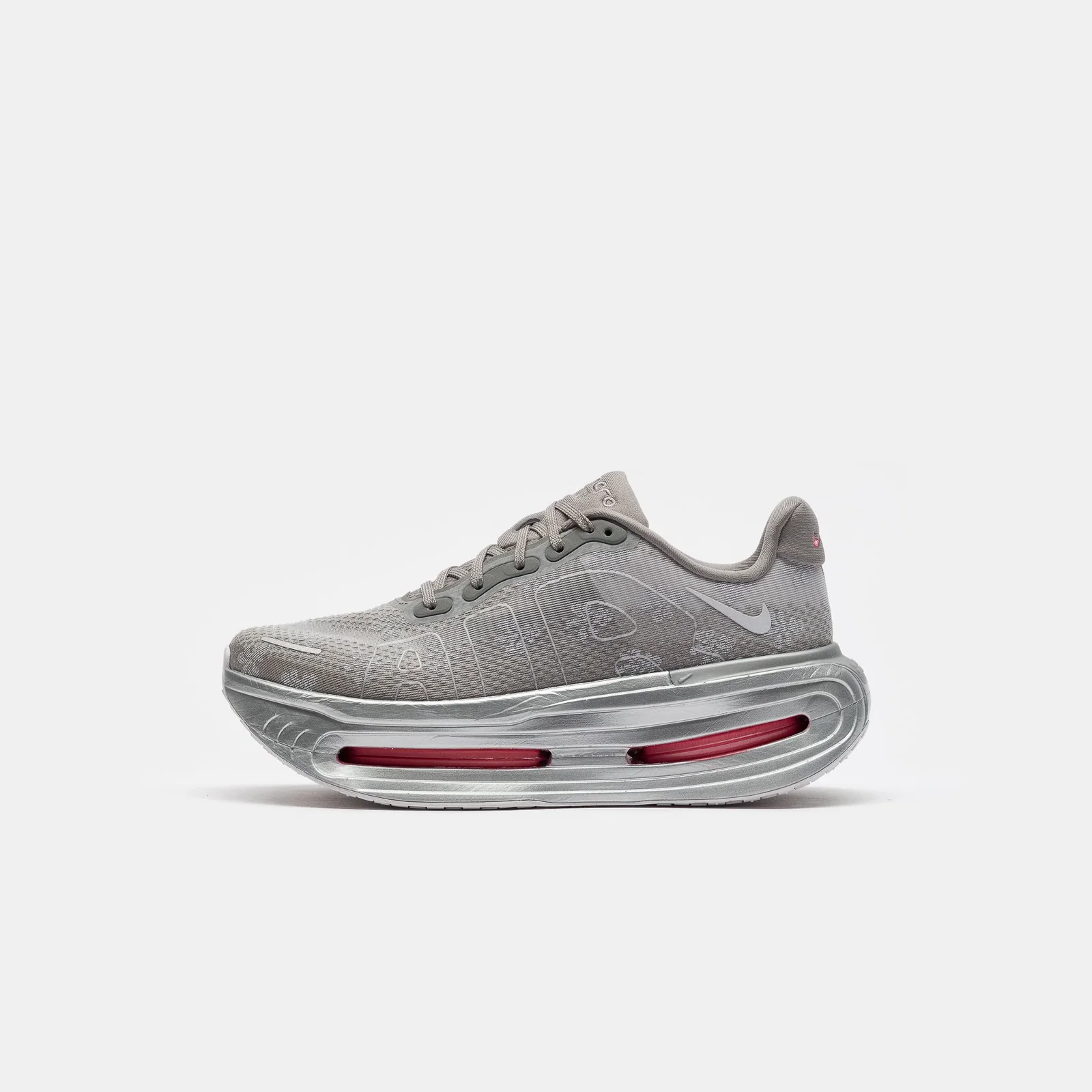 Image of Vomero Premium Sneaker in Geyser Grey/Peony/Metallic Silver