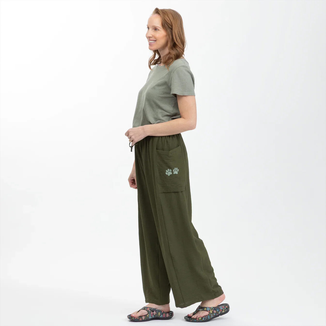 Paw Print Relaxed Lightweight Wide Leg Pants with Pockets