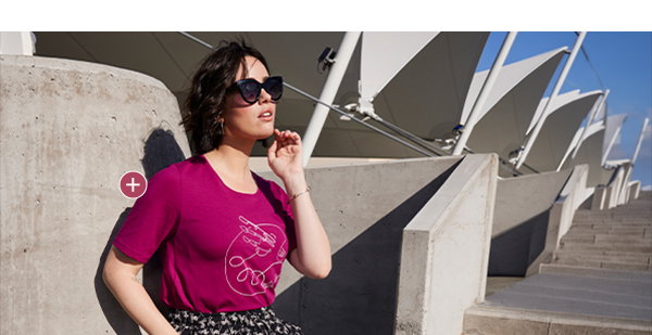 T-shirt, motivtryck, klassisk modell, rund ringning, halvlång ärm