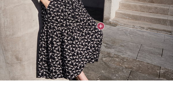 Flowers Script Print Elastic Waist Skirt