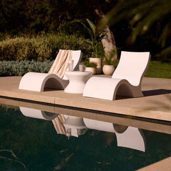 Costco NEXT
Ledge Lounger
Luxe In Pool Seating and Laze Bundle