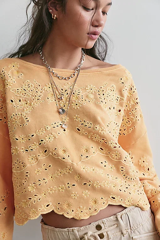 Iris Embroidered Sweatshirt