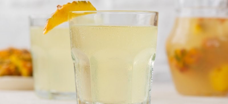 25+ Best Drinks for Gut Health (& How to Consume Them)