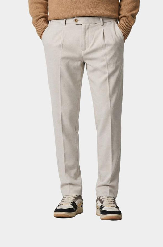 born-with-appetite-chino-wit