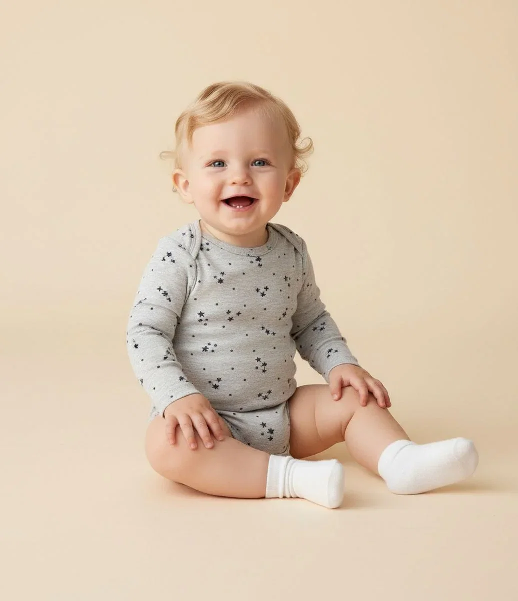 Body Infantil com Estampa Estrelas  Tam RN a 18 Meses