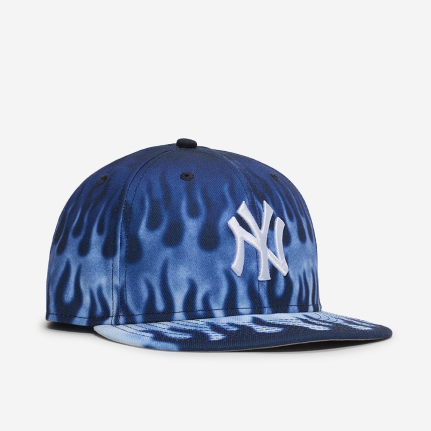59Fifty New York Yankees Flames Fitted Hat