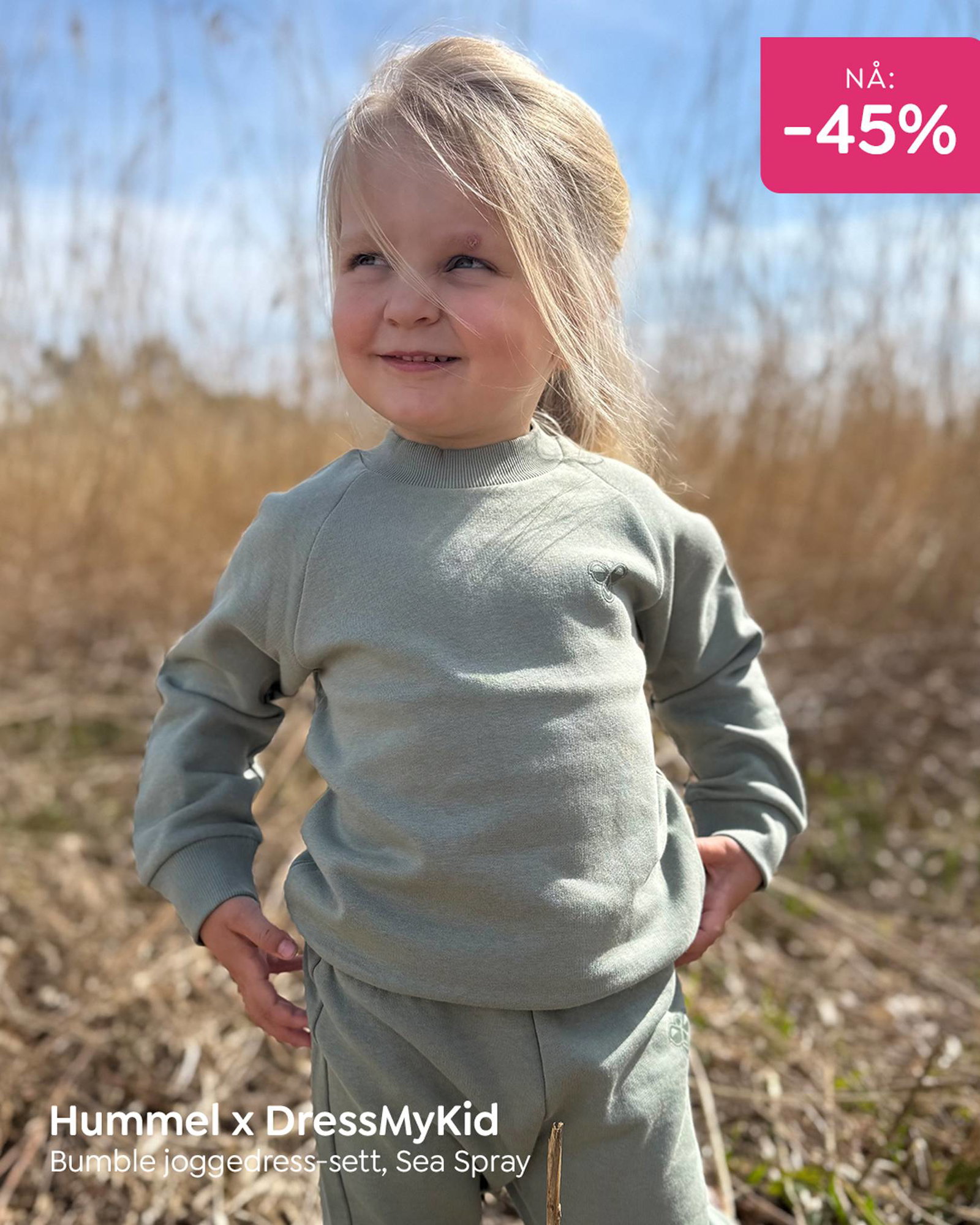 Hummel Bumble joggedress til barn i fargen Sea Spray. Grønn joggedress med genser og bukse fra Hummel.