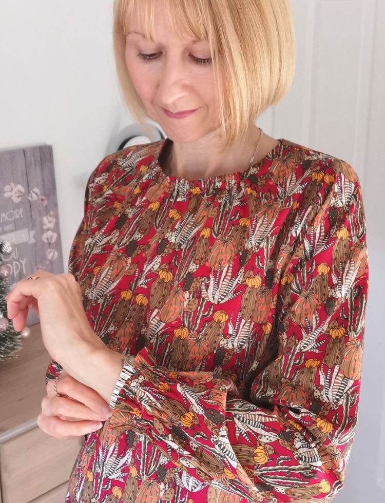 Sewing Green Lady