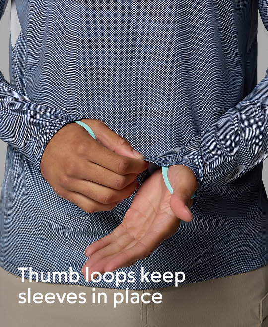 Thumb loops keep sleeves in place.