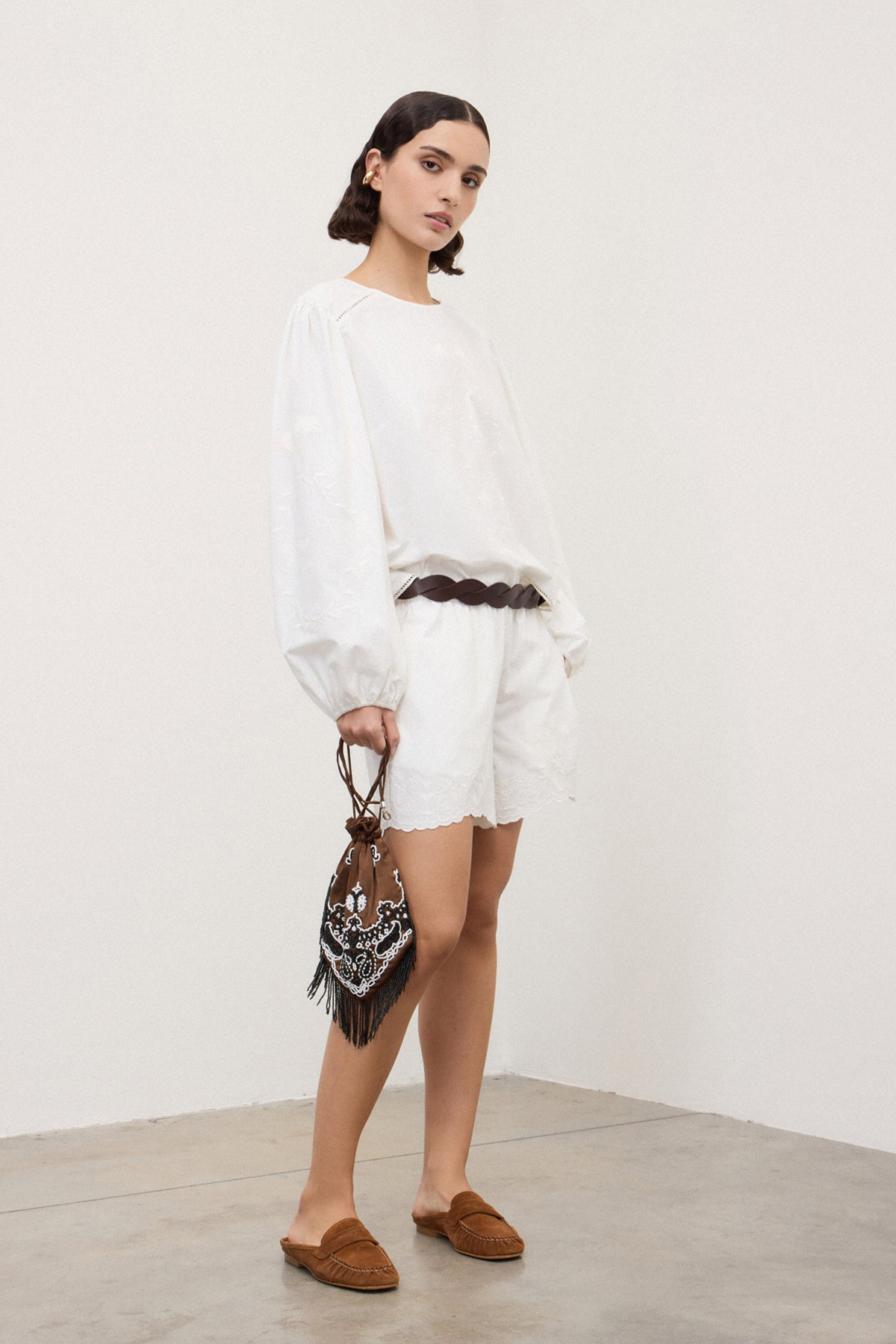 Shorts in popeline ricamato