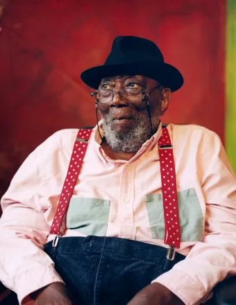 Frank Bowling Foundation Launches—and More Art Industry News