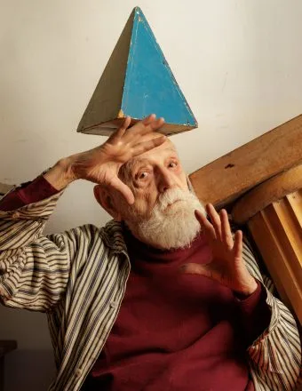 Duane Michals, Who Expanded Photography's Boundaries With Élan, Dies at 94