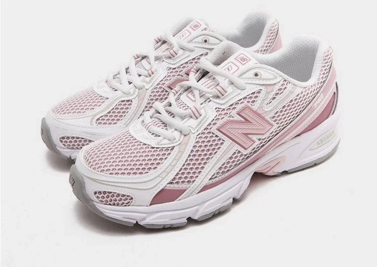 New Balance 740
