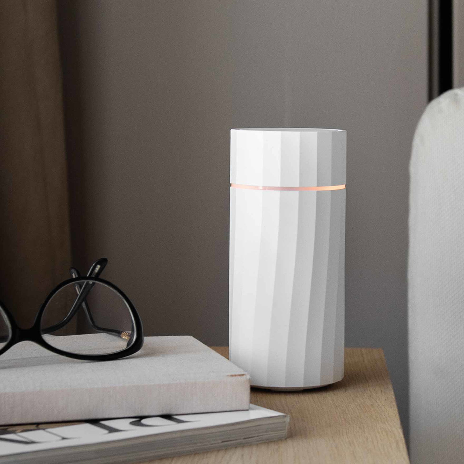 Nomad_bedside