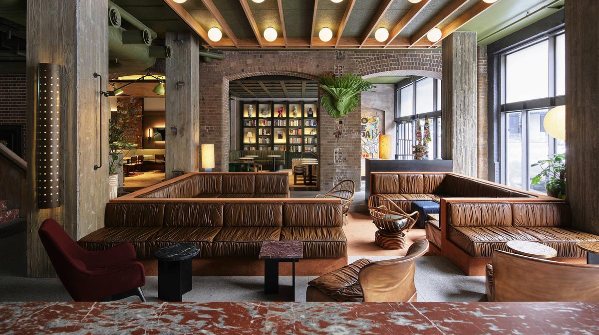 Award-Winning Sydney Luxury with Rooftop Restaurant, Daily Breakfast & Nightly Drinks