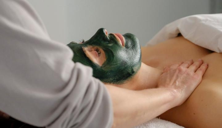 Ansigtsbehandlinger - AM Beauty Care