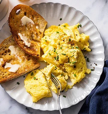 Everyday Fluffy and Tender Scrambled Eggs