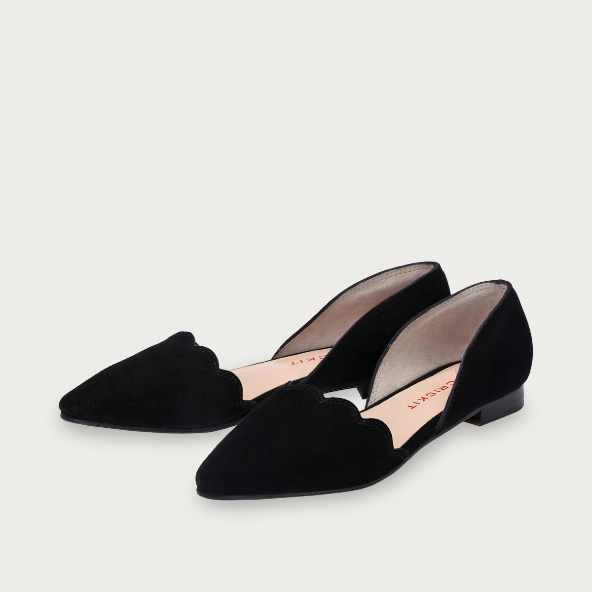 STELLA Schwarz Ballerina aus Leder mit flexibler Sohle, Memory Foam Innensohle und chromfreiem Futter