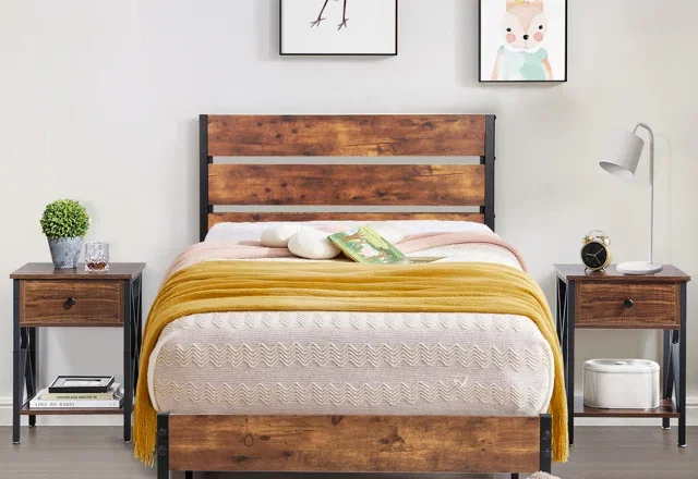 Bedroom Sets Under $699