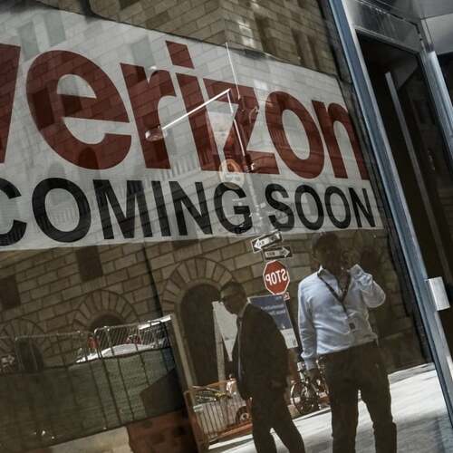 Verizon Wireless Drops 2 Fees, Adds Rewards Programs and ‘Simplicity’ Plan