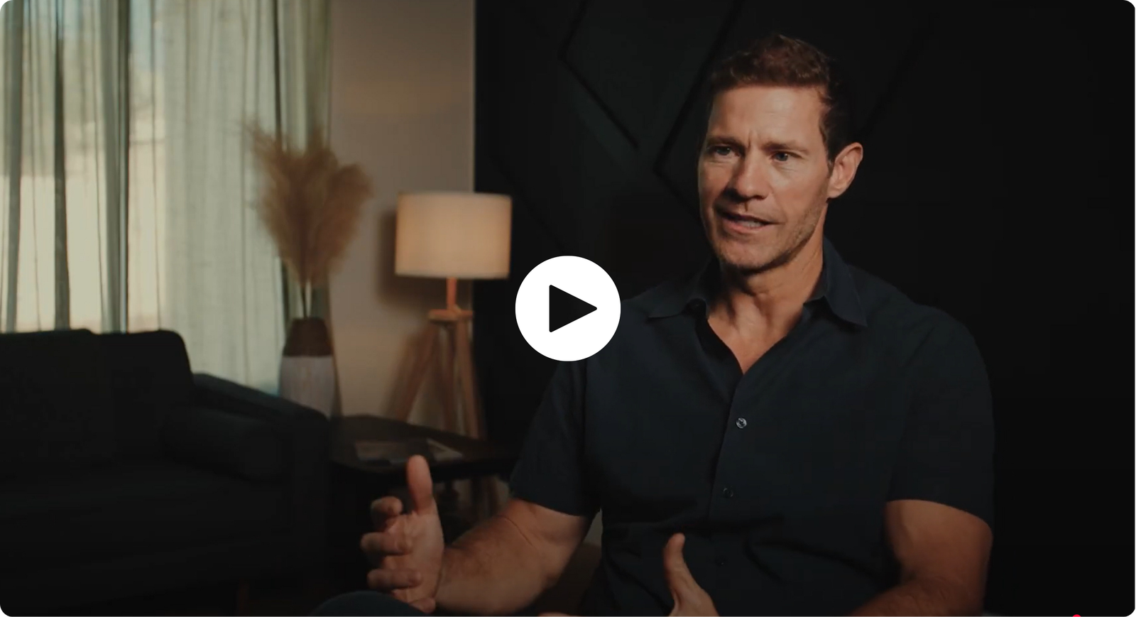 Dr. Todd Snyder discussing how switching to Weave helped his practice move from multiple vendors to one platform