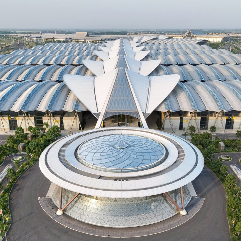 RSHP arranges convention centre in China around mile-long walkway