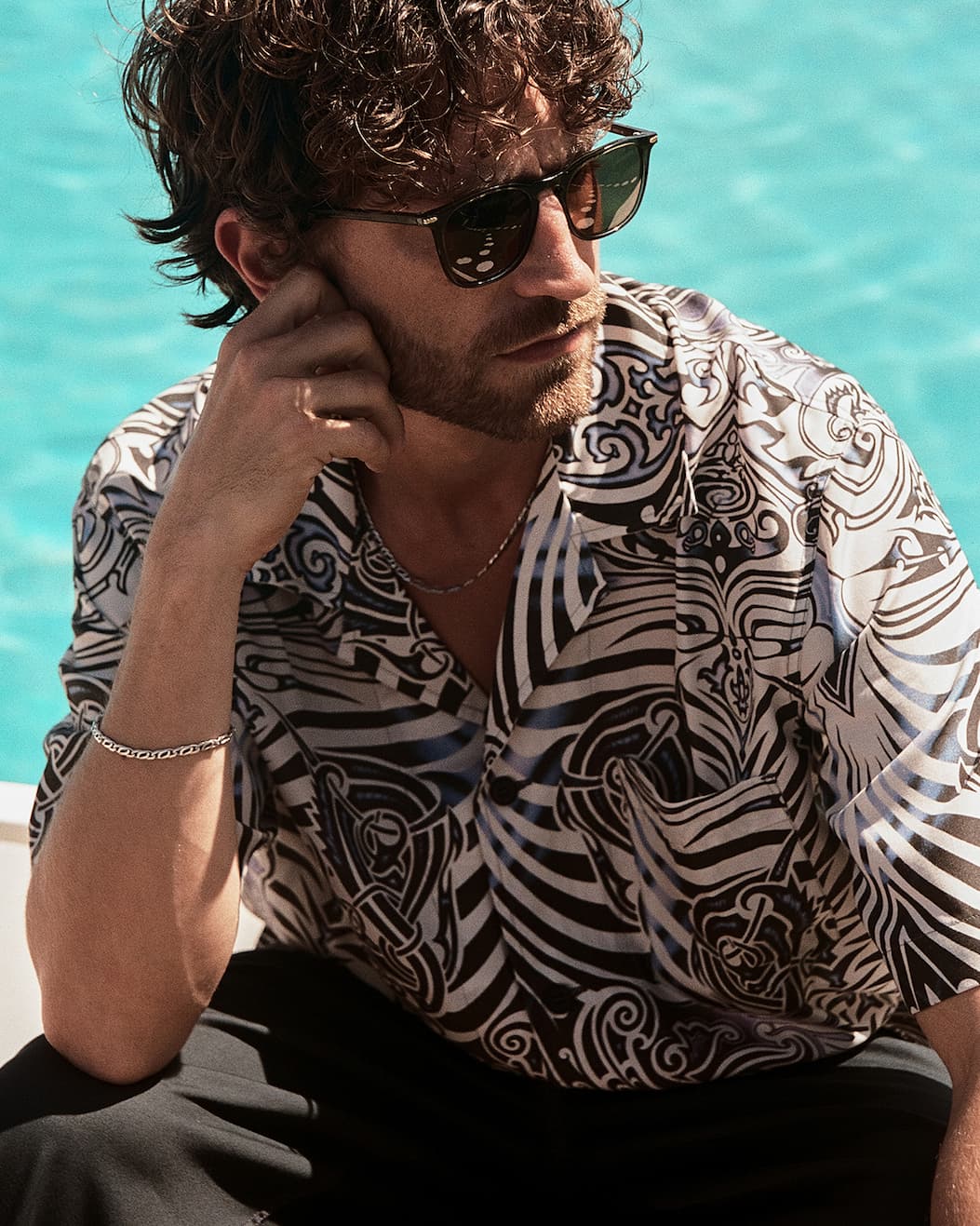 Elevated essentials — Tribal Shirt