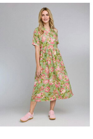 Trophy Neck Print Dress