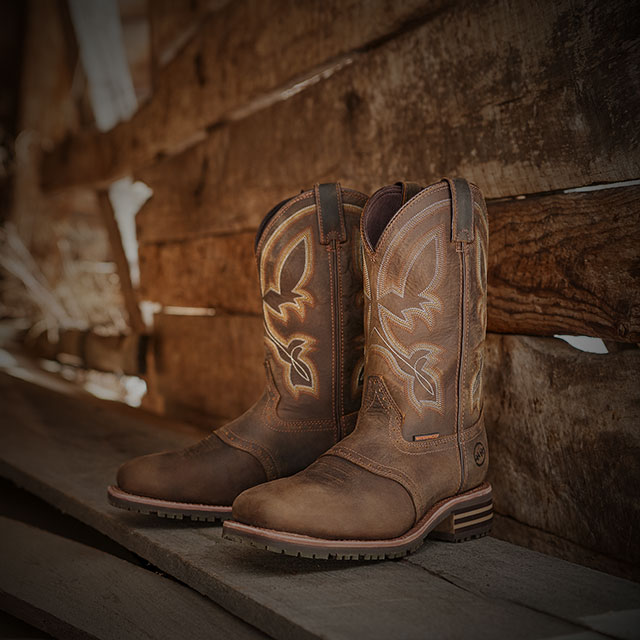 The Jeyden Comp Toe western boot in brown.