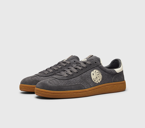 grey ramblas trainer