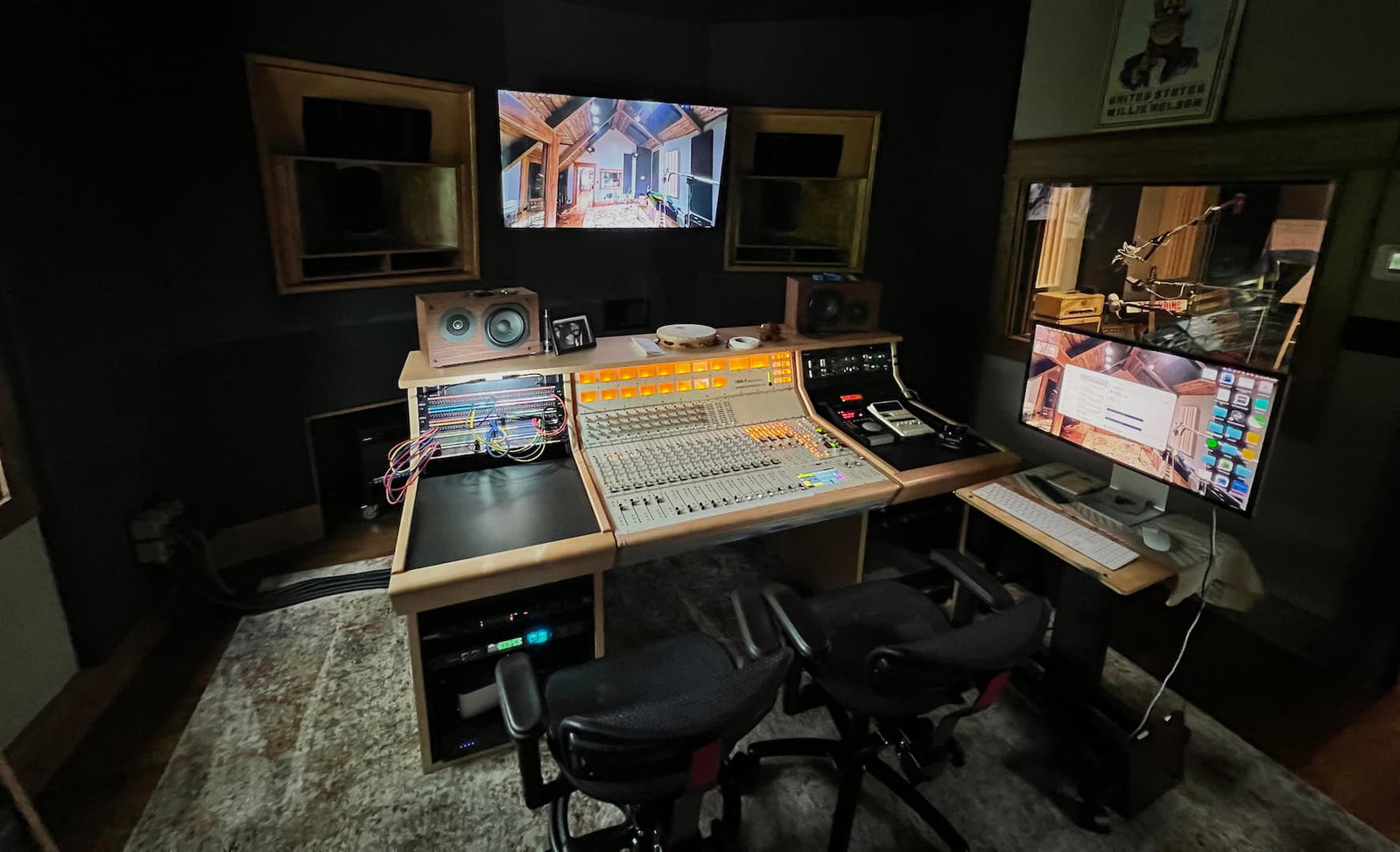 Stump City Studios API 1608-II