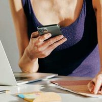 This Many Hours Of Screen Time Daily May Accelerate Aging, Study Finds