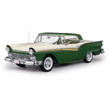 1957 Ford Fairlane 500 Skyliner - Cumberland Green/Colonial White 1:18 Scale Diecast Model Car by Sunstar