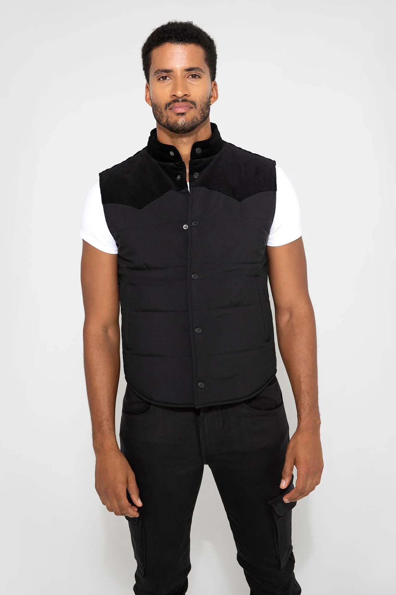 Image of Wayne Vest Needle Cord Noir