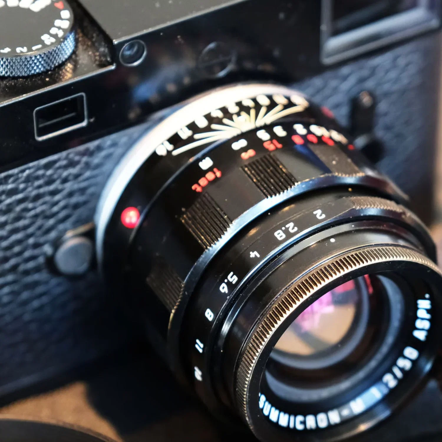 LHSA 50mm APO-Summicron-M prototype in black paint