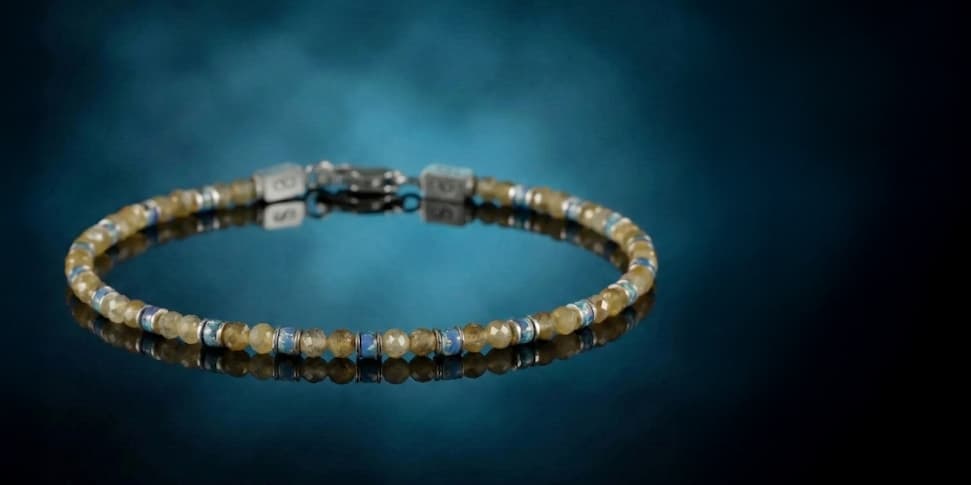 Labradorite bracelet detail