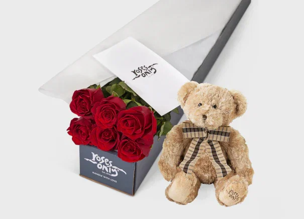 Image of Red Roses Gift Box 6 & Teddy Bear (ROA26-006)